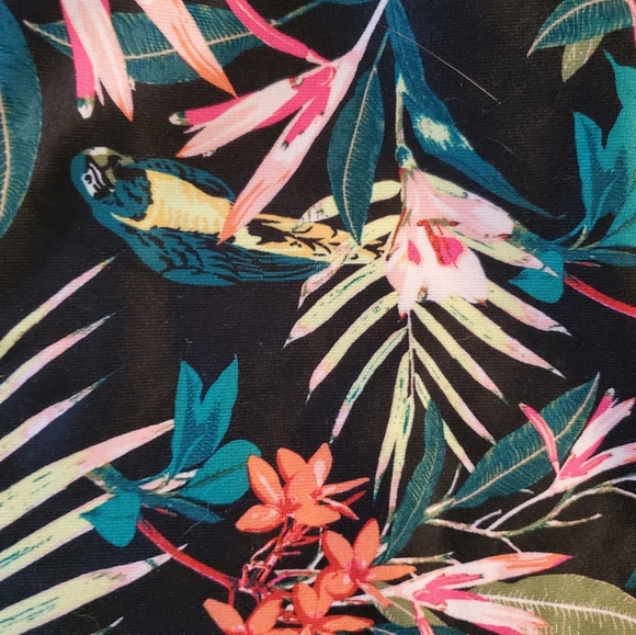 Old Navy Active Racerback Tank Tropical - Picture 2 of 5